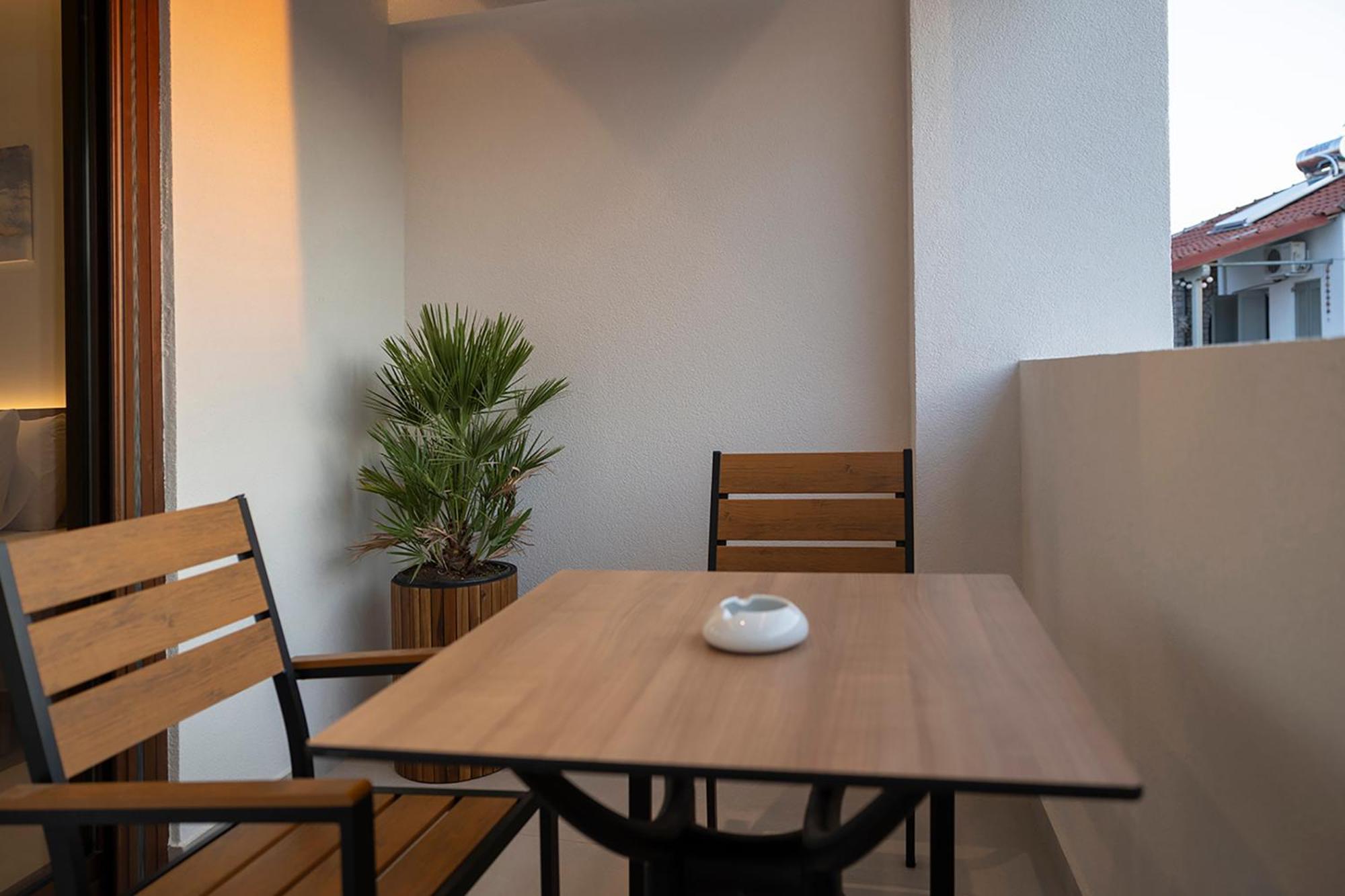 Akira Suites อาฟิโตส ภายนอก รูปภาพ